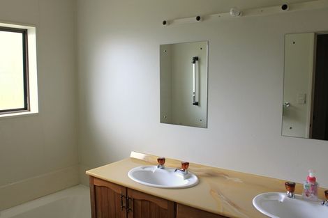 Photo of property in 25c Hawkings Crescent, Kerikeri, 0230