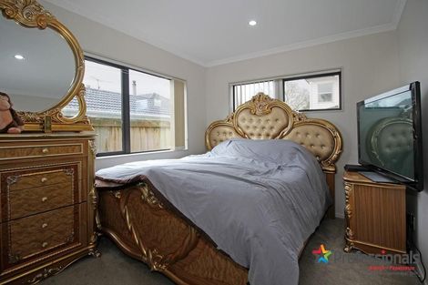 Photo of property in 16 Earlsworth Road, Mangere East, Auckland, 2024