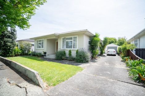 Photo of property in 76 Havill Street, Takaro, Palmerston North, 4410