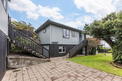 Photo of property in 55 Kahu Road, Paremata, Porirua, 5024