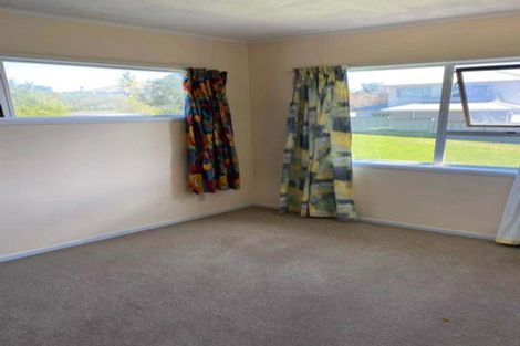 Photo of property in 2/16 Quebec Road, Milford, Auckland, 0620