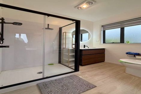 Photo of property in 1/63 Rangeview Road, Sunnyvale, Auckland, 0612