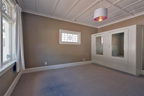Photo of property in 53 Shakespeare Road, Bluff Hill, Napier, 4110
