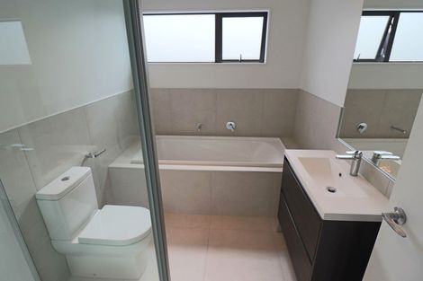 Photo of property in 9 Rangitamiro Place, Hobsonville, Auckland, 0616