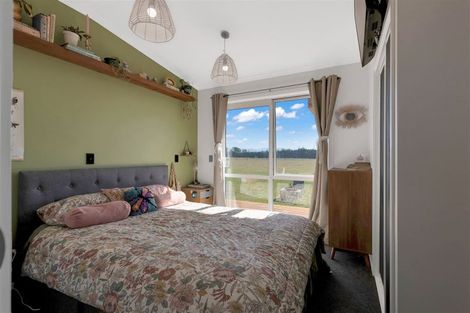 Photo of property in 1423 Poyntzs Road, West Eyreton, Rangiora, 7475