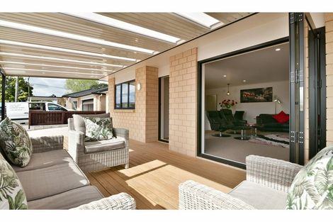 Photo of property in 3 Waitaha Close, Orewa, 0931