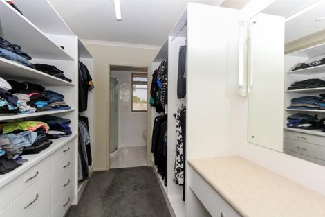 Photo of property in 46 Alberta Road, Glen Avon, New Plymouth, 4312