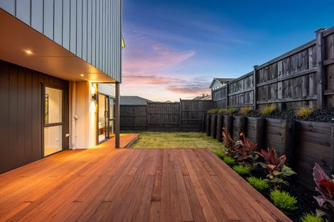 Photo of property in 52 Matangi View Drive, Orewa, 0931