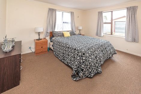 Photo of property in 29 Ruapehu Street, Castlecliff, Whanganui, 4501