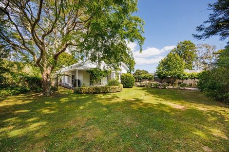 Photo of property in 208 Cambridge Avenue, Ashhurst, 4810