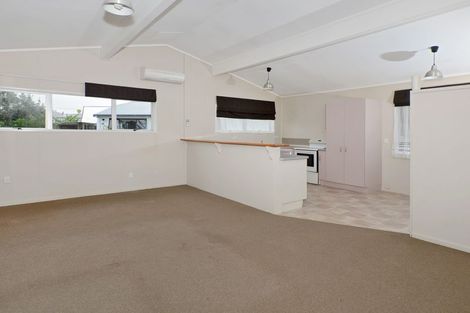 Photo of property in 14 Raumati Terrace, Khandallah, Wellington, 6035