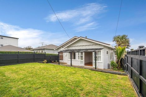 Photo of property in 7 Curzon Street, Onehunga, Auckland, 1061
