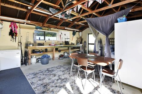 Photo of property in 26 Kamahi Road, Tennyson Inlet, 7195