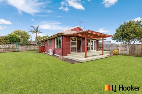 Photo of property in 5 Trossach Place, Wattle Downs, Auckland, 2103