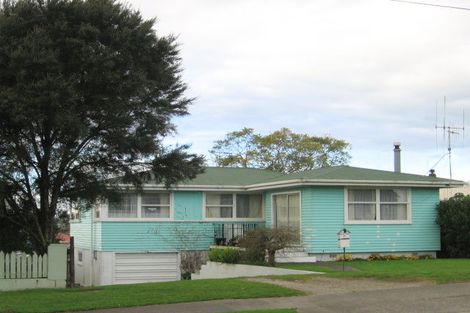 Photo of property in 35 Bellevue Road, Brookfield, Tauranga, 3110