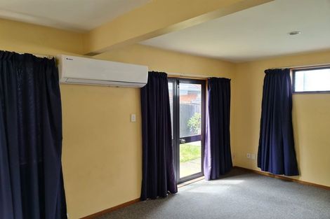 Photo of property in 2/12 Elizabeth Street, Riccarton, Christchurch, 8011