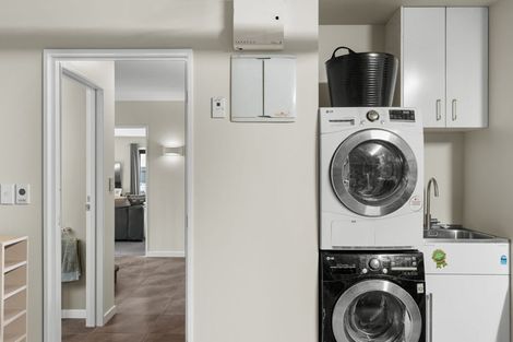 Photo of property in 28 Courtenay Street, St Albans, Christchurch, 8014