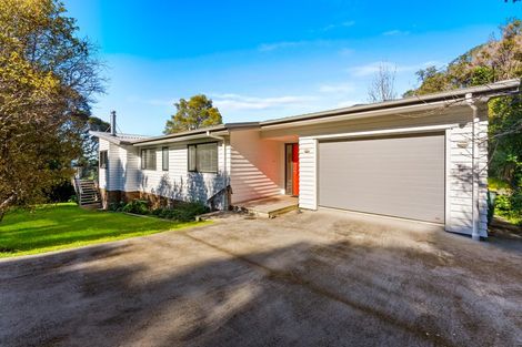 Photo of property in 1 Spray Crescent, Leigh, 0985