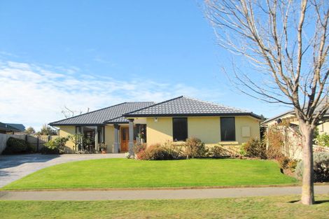 Photo of property in 29 Blue Gum Place, New Brighton, Christchurch, 8083