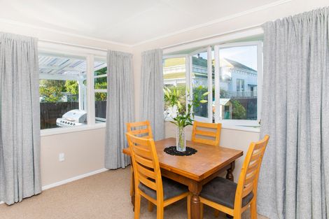 Photo of property in 143 Harris Street, Inner Kaiti, Gisborne, 4010