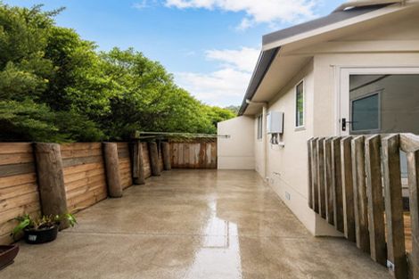 Photo of property in 15 Sirsi Terrace, Broadmeadows, Wellington, 6035