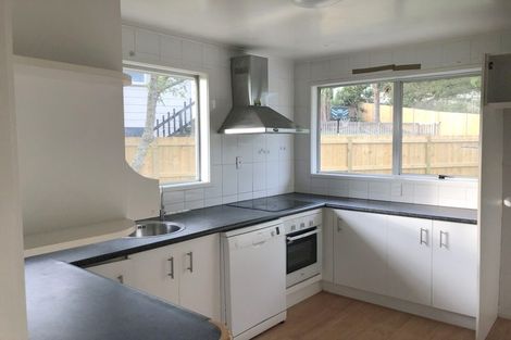 Photo of property in 1 Regatta Road, Torbay, Auckland, 0630