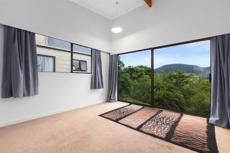 Photo of property in 81 Fyvie Avenue, Tawa, Wellington, 5028