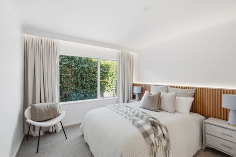 Photo of property in 139 Memorial Avenue, Burnside, Christchurch, 8053