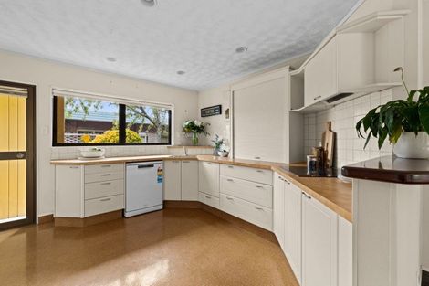 Photo of property in 377 Westminster Avenue, Tamatea, Napier, 4112