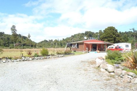 Photo of property in 204 Limestone Road, Marsden, Greymouth, 7872