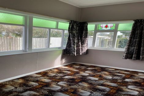 Photo of property in 11 Falcon Street, New Brighton, Christchurch, 8061