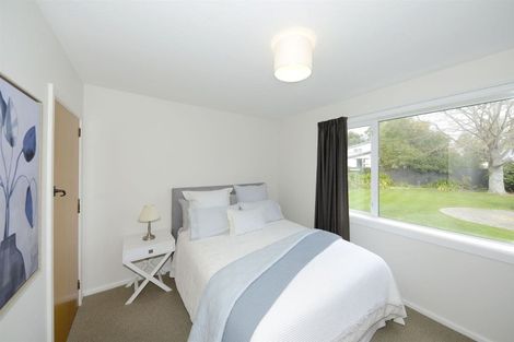 Photo of property in 23 Burnside Crescent, Burnside, Christchurch, 8053