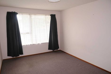 Photo of property in 2/20 Mchaffies Place, Wainoni, Christchurch, 8061