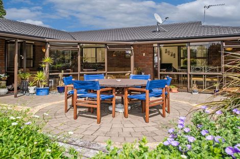 Photo of property in 4 Peridot Place, Conifer Grove, Takanini, 2112