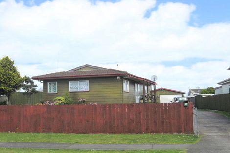 Photo of property in 74 Burundi Avenue, Clendon Park, Auckland, 2103