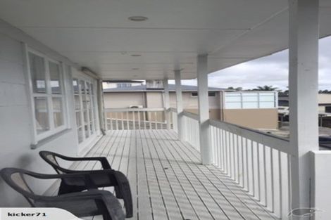 Photo of property in 281 Don Buck Road, Massey, Auckland, 0614