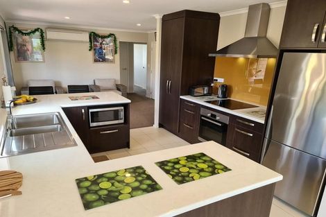 Photo of property in 134 Kelly Jade Avenue, Matarangi, Whitianga, 3592