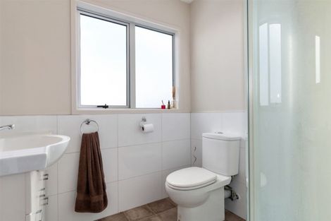 Photo of property in 73 Domain Road, Papamoa Beach, Papamoa, 3118