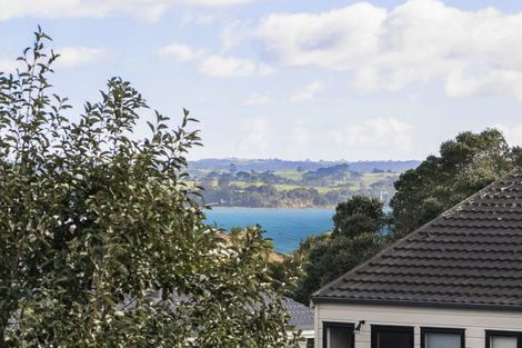 Photo of property in 2 Litchfield Place, Clarks Beach, 2122