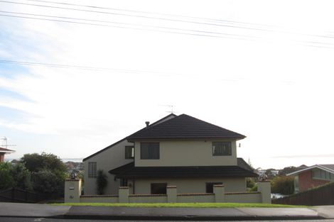 Photo of property in 20 Mellons Bay Road, Howick, Auckland, 2014