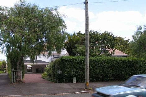 Photo of property in 20 Clarence Road, Northcote Point, Auckland, 0627