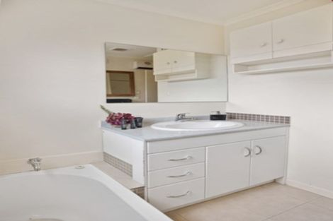 Photo of property in 16b Riverlea Drive, Katikati, 3129