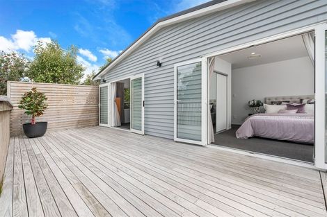 Photo of property in 25 Tiroroa Avenue, Te Atatu South, Auckland, 0610