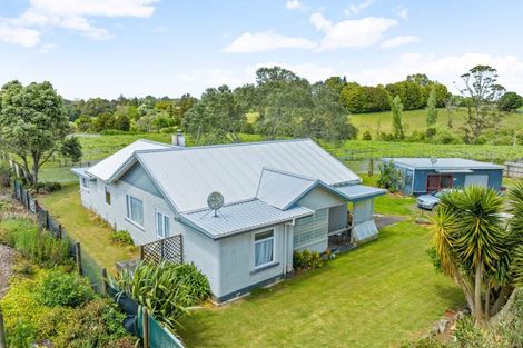 Photo of property in 988 Otaika Valley Road, Maungatapere, Whangarei, 0170