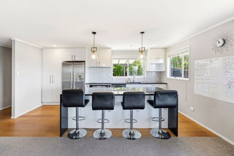 Photo of property in 54 Chorley Avenue, Massey, Auckland, 0614