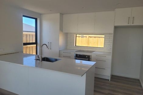 Photo of property in 15 Ellmers Street, Woodend, 7691