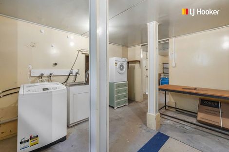 Photo of property in 35 Oxley Crescent, Broad Bay, Dunedin, 9014