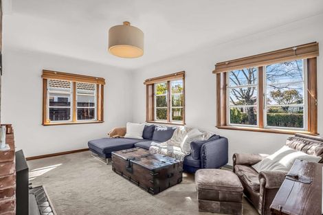 Photo of property in 121 Selwyn Street, Somerfield, Christchurch, 8024