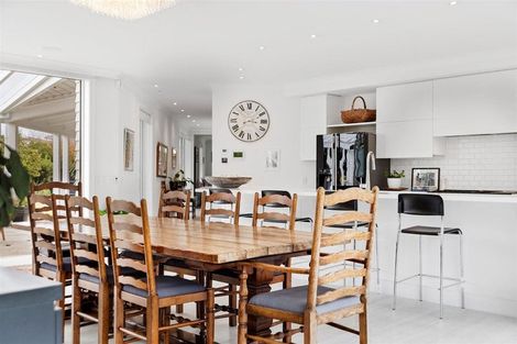 Photo of property in 11 Pentlow Place, Fendalton, Christchurch, 8052