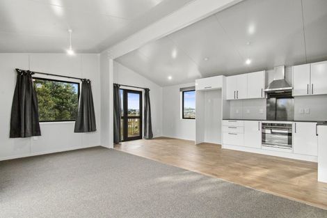 Photo of property in 104a Te Pene Avenue, Titahi Bay, Porirua, 5022